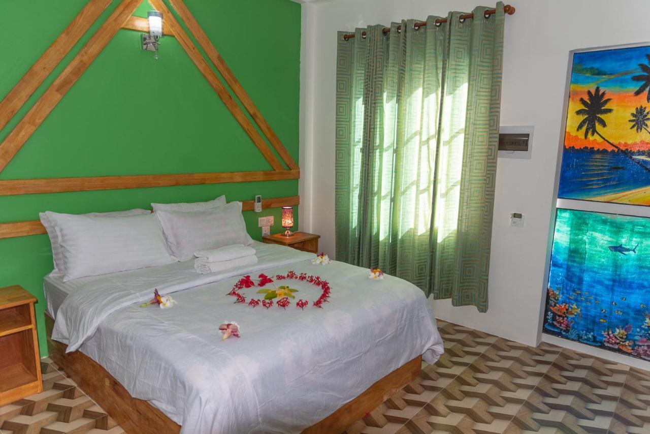 Chao Guest House Maafushi Exterior photo